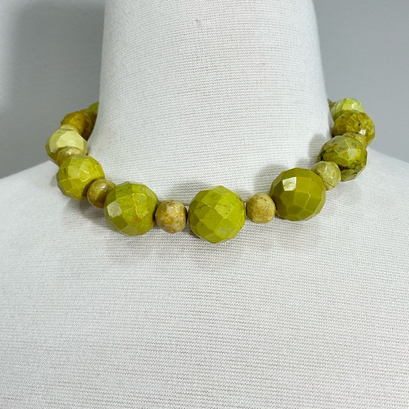 Jewelry - Elegant Green Beaded Necklace Art To Wear Chunky Lagenlook